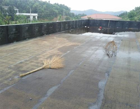 新、舊、老屋面防水